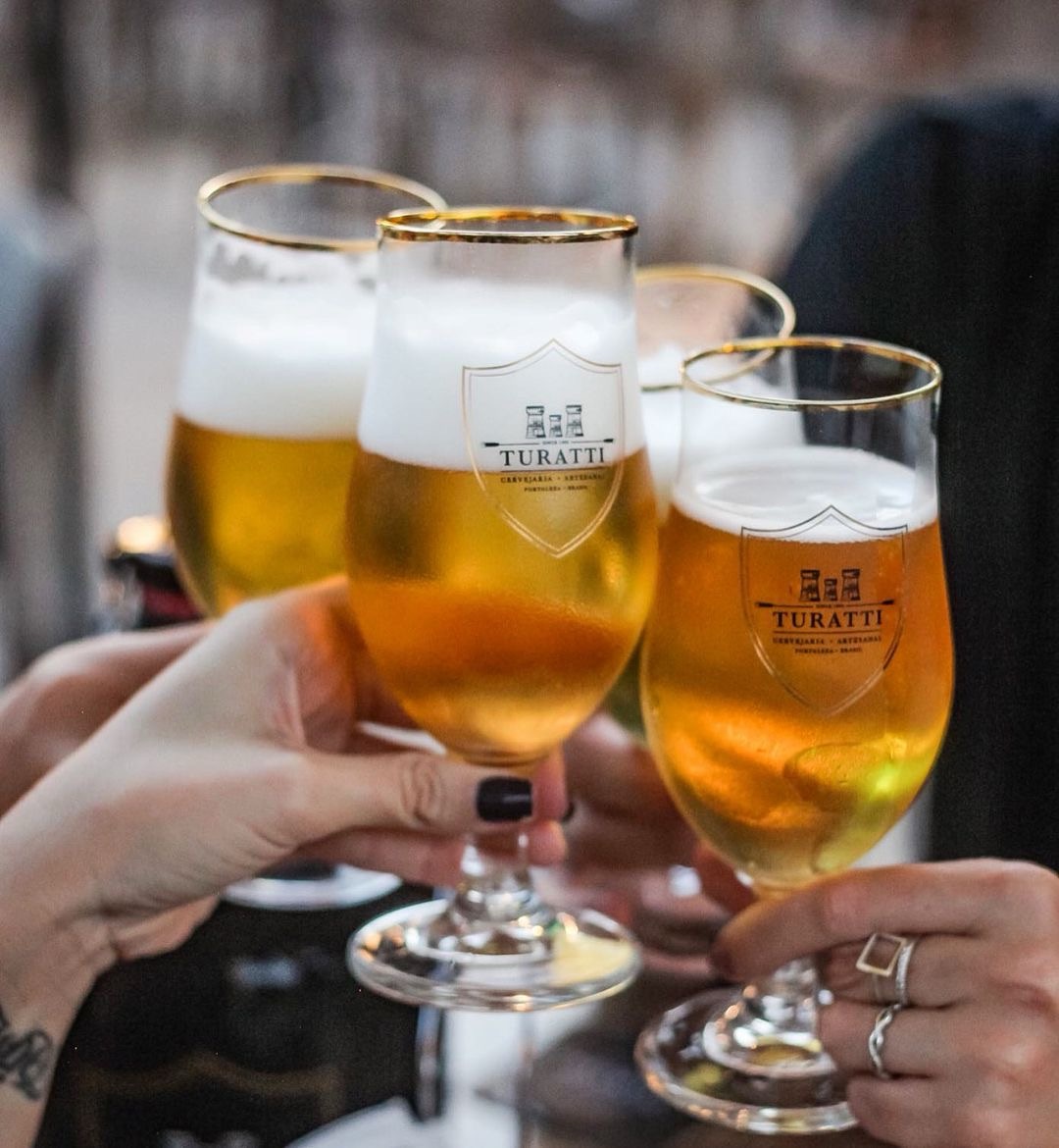 Turatti comemora o Dia Mundial da Cerveja com até 50% de desconto em todos os chopes nas três unidades em Fortaleza