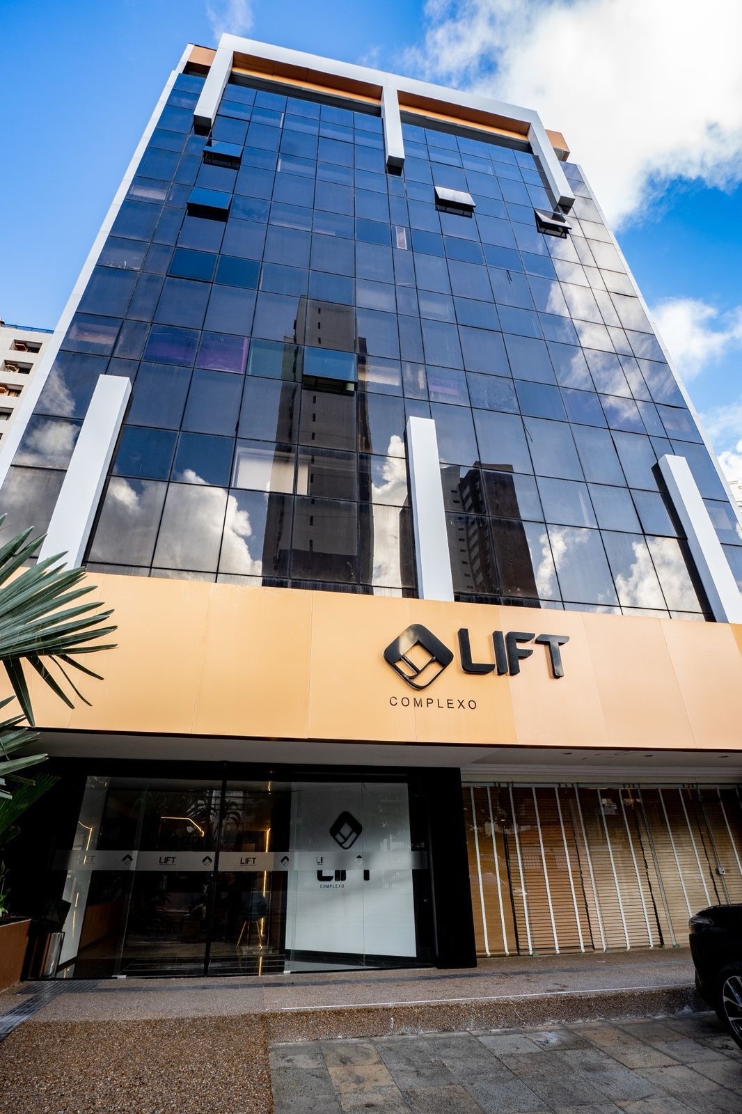 Conheça a MedCapilar: clínica cearense, localizada no Complexo Lift, &nbsp;que revoluciona transplante capilar com técnica exclusiva sem raspagem de cabelo