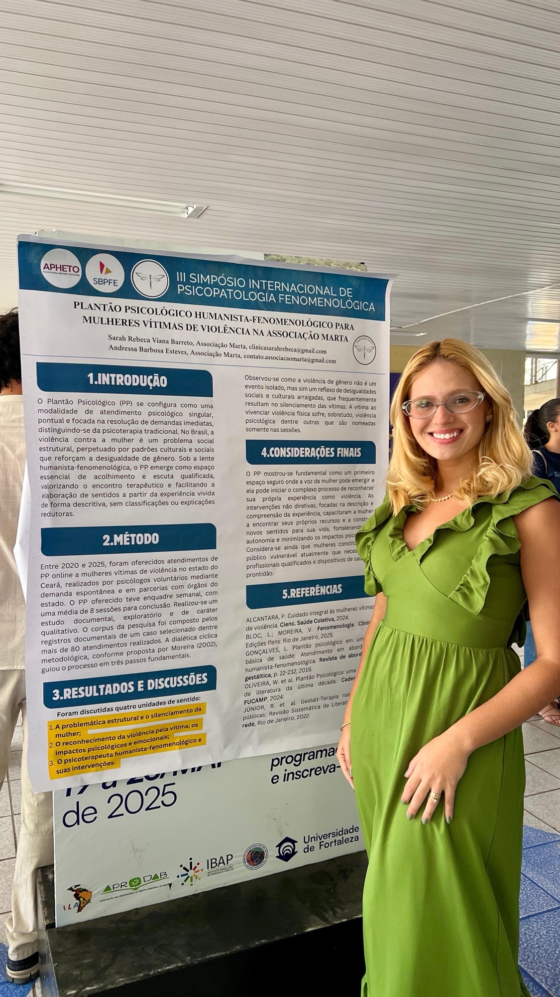 Psicóloga Sarah Rebeca apresenta caso clínico no Simpósio Internacional de Psicopatologia Fenomenológica