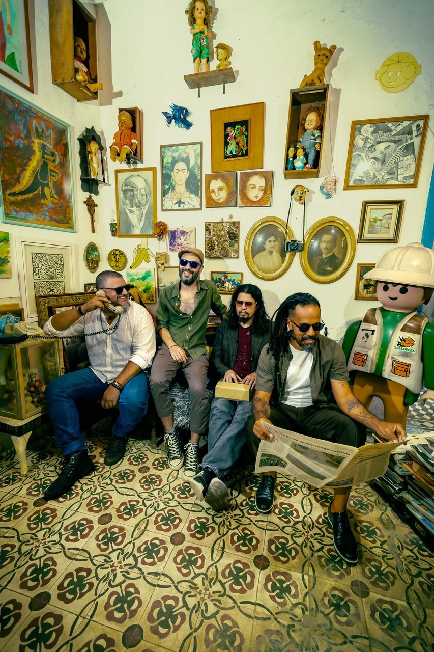 Show de Seu Pereira e Coletivo 401, aniversário do Cinema do Dragão e nova temporada cênica agitam semana no Dragão do Mar