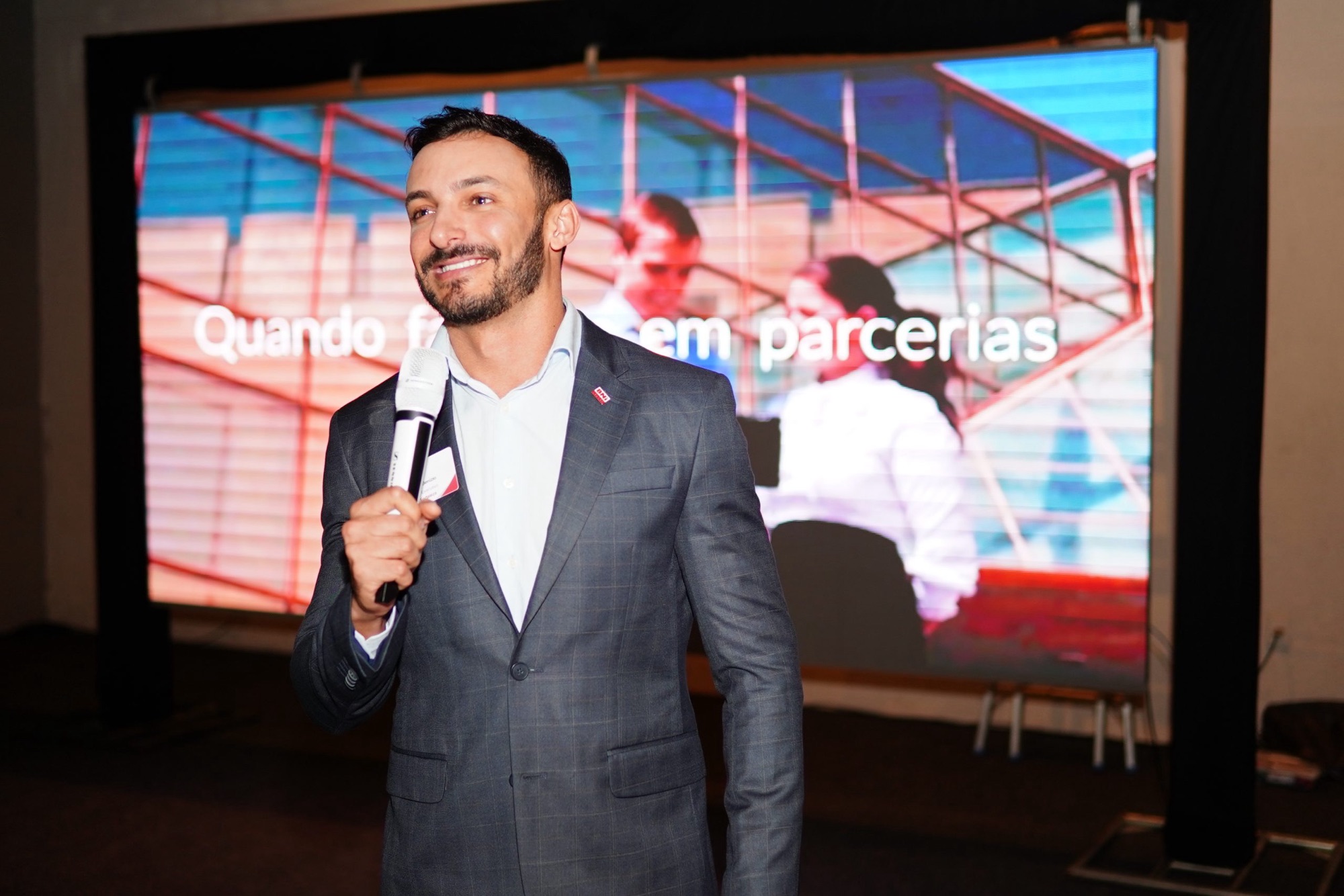 Cleiton Benízio fortalece negócios em Fortaleza com cinco grupos de networking ativos