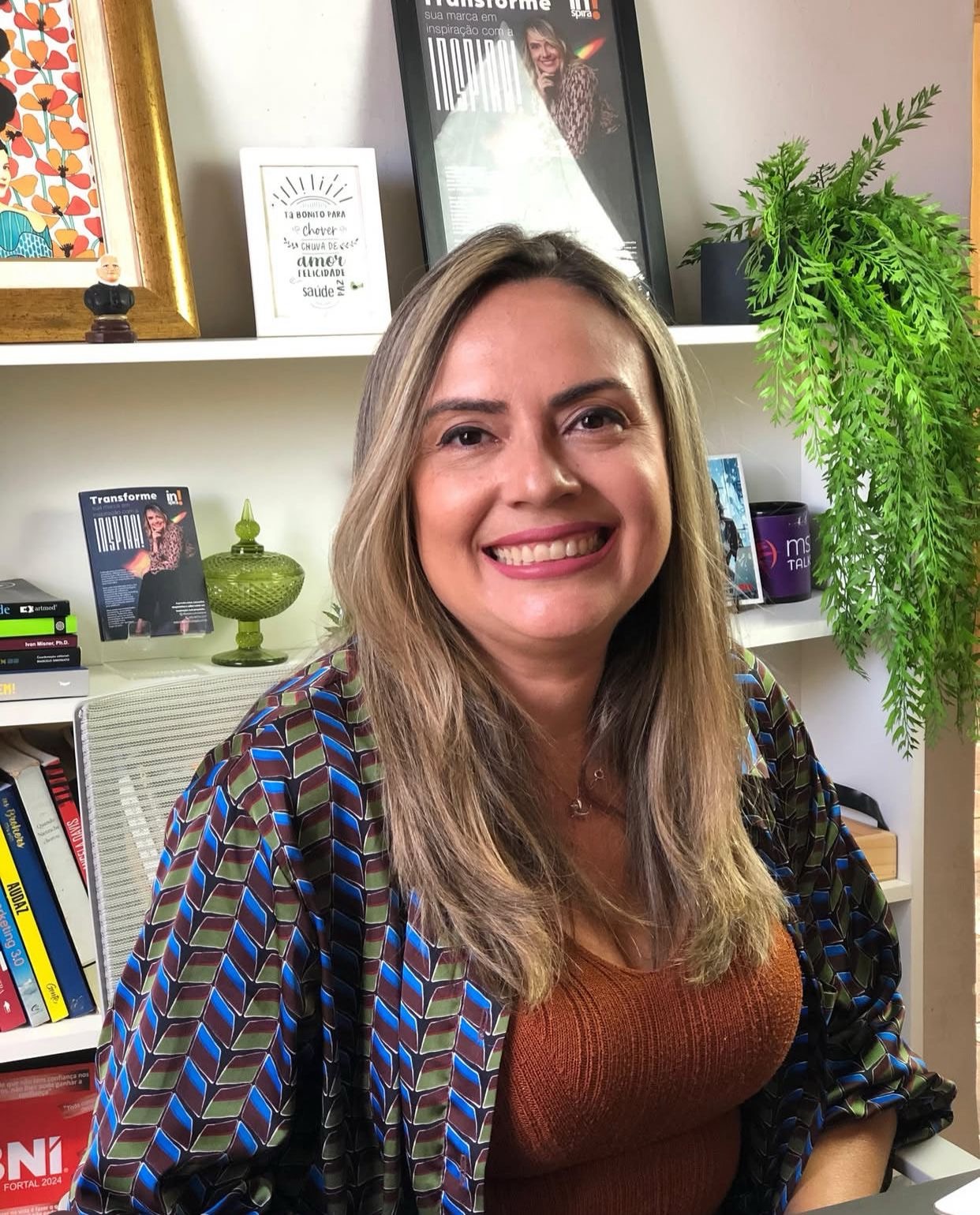 Mônika Vieira apresenta palestra sobre protagonismo no mercado em encontro empresarial