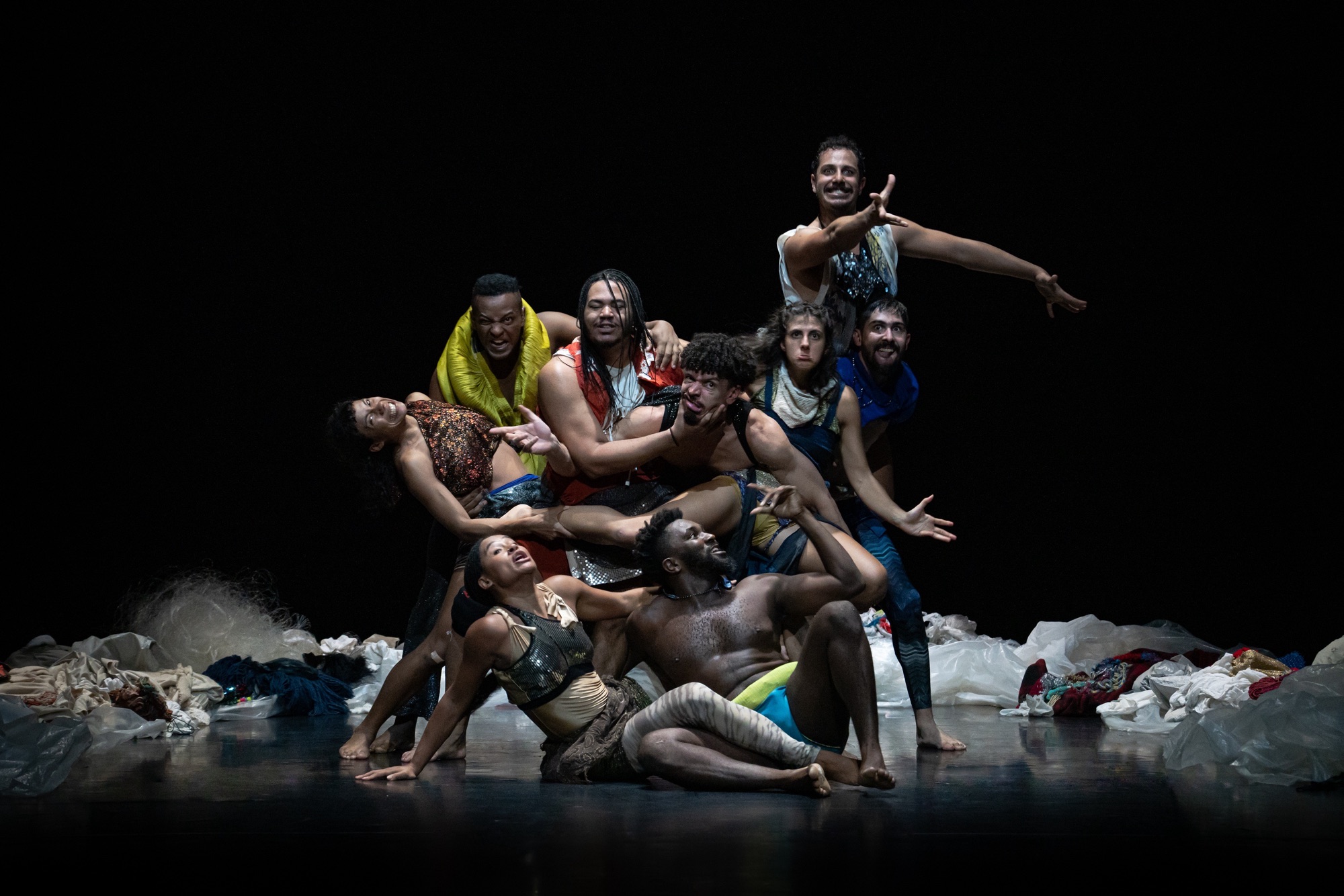 Agora é no Brasil! Depois de Cabo Verde, Portugal e França, 15ª Bienal Internacional de Dança aporta em palcos cearenses