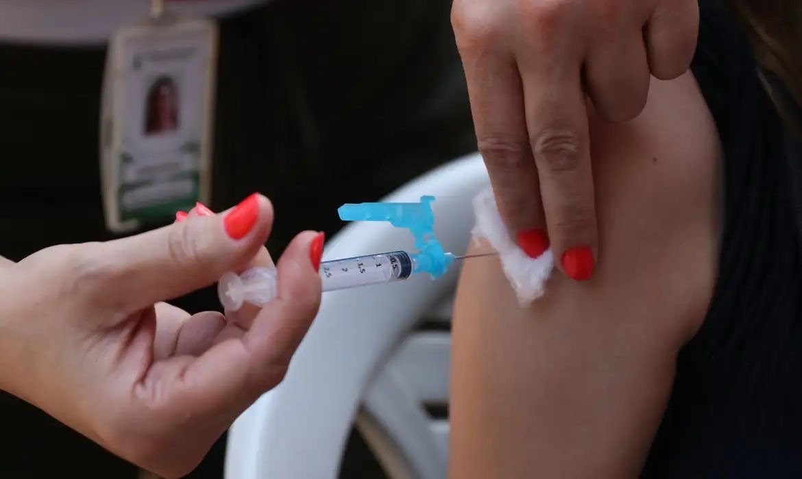 Especialista reforça importância da prevenção e vacinação contra o HPV no Ceará