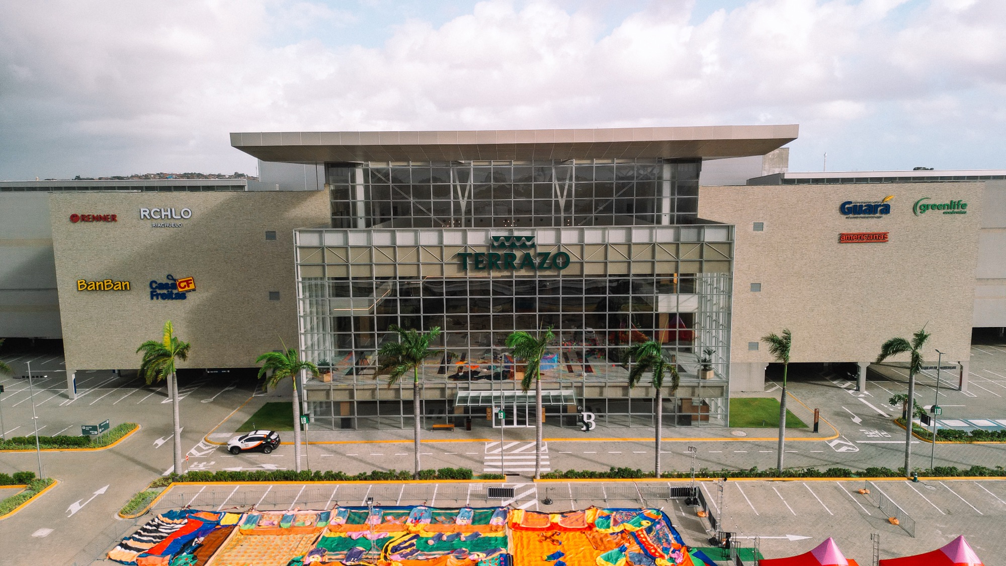 Terrazo Shopping divulga horários de funcionamento no feriado de Finados