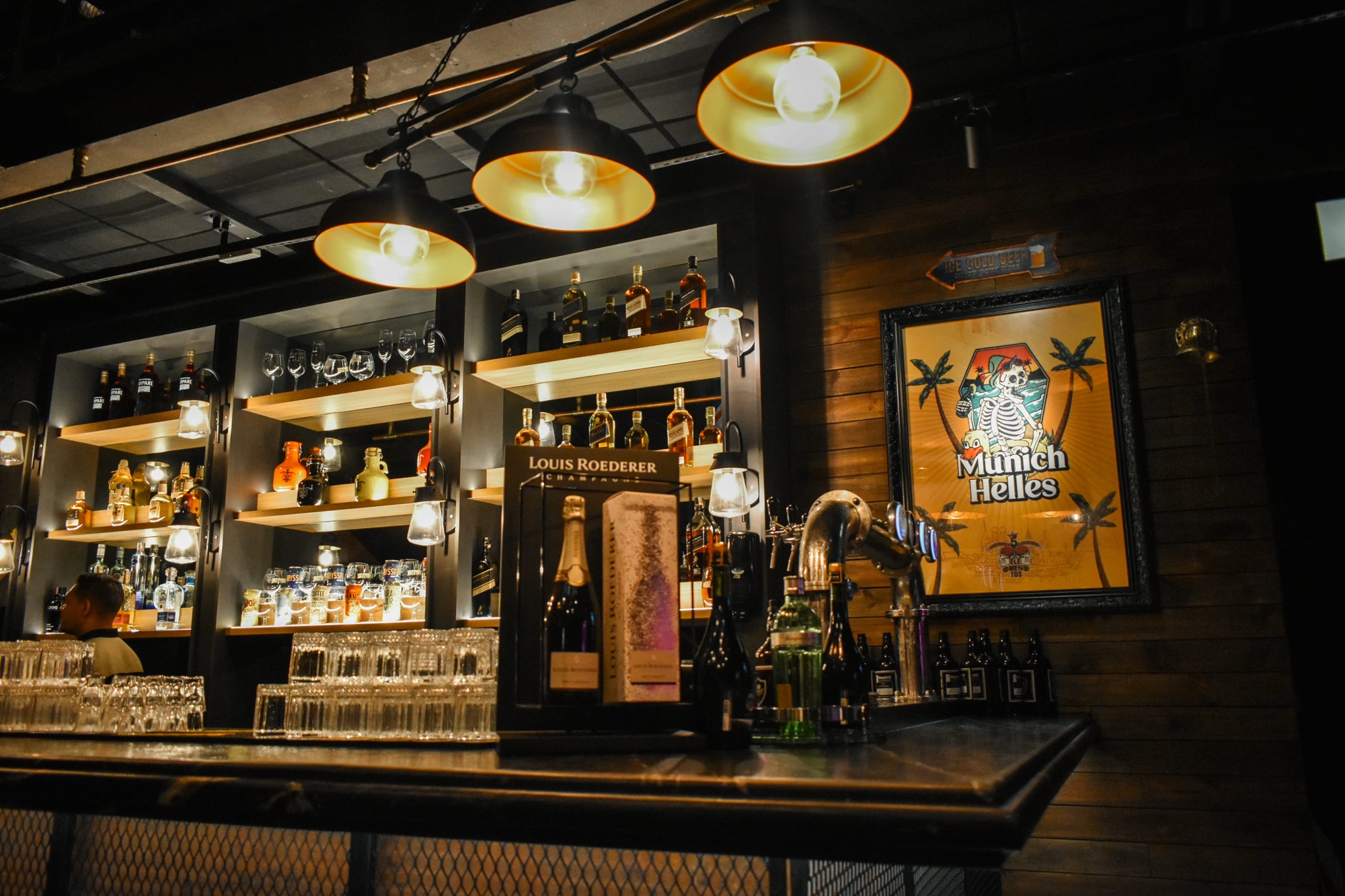 Pub 5 Elementos estreia noite Unlimited Drink com shows de rock e Open Bar todas as quintas-feiras