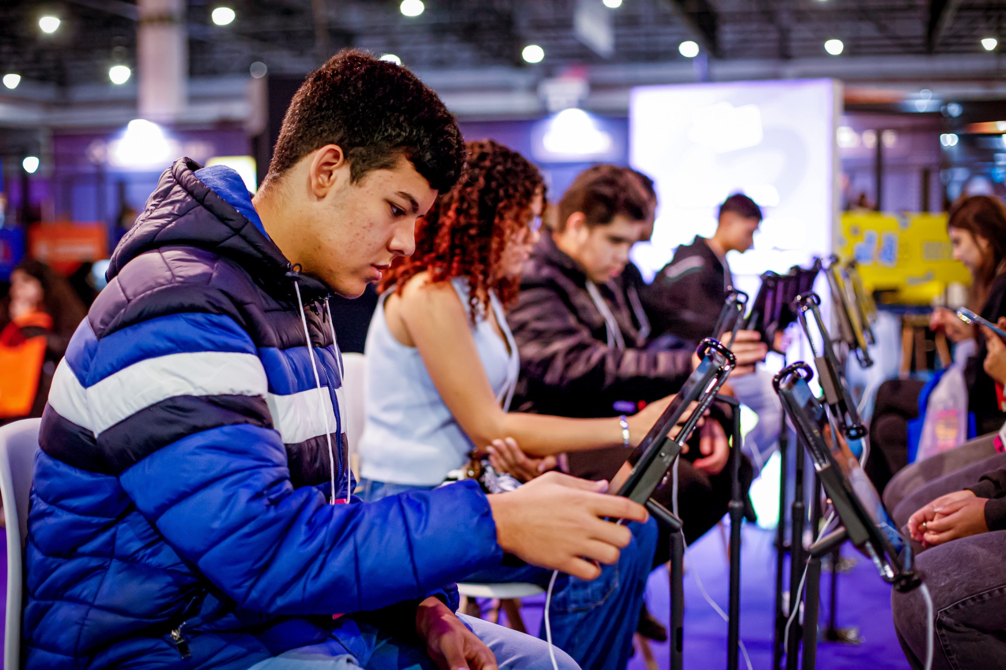 Reta final do ano e oportunidades: CIEE reúne milhares de vagas aos jovens e estudantes