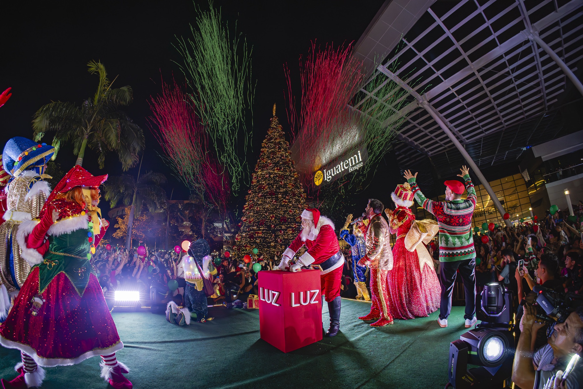Shopping Iguatemi Bosque mantém programação especial e visita ao Papai Noel até a véspera de Natal (24)