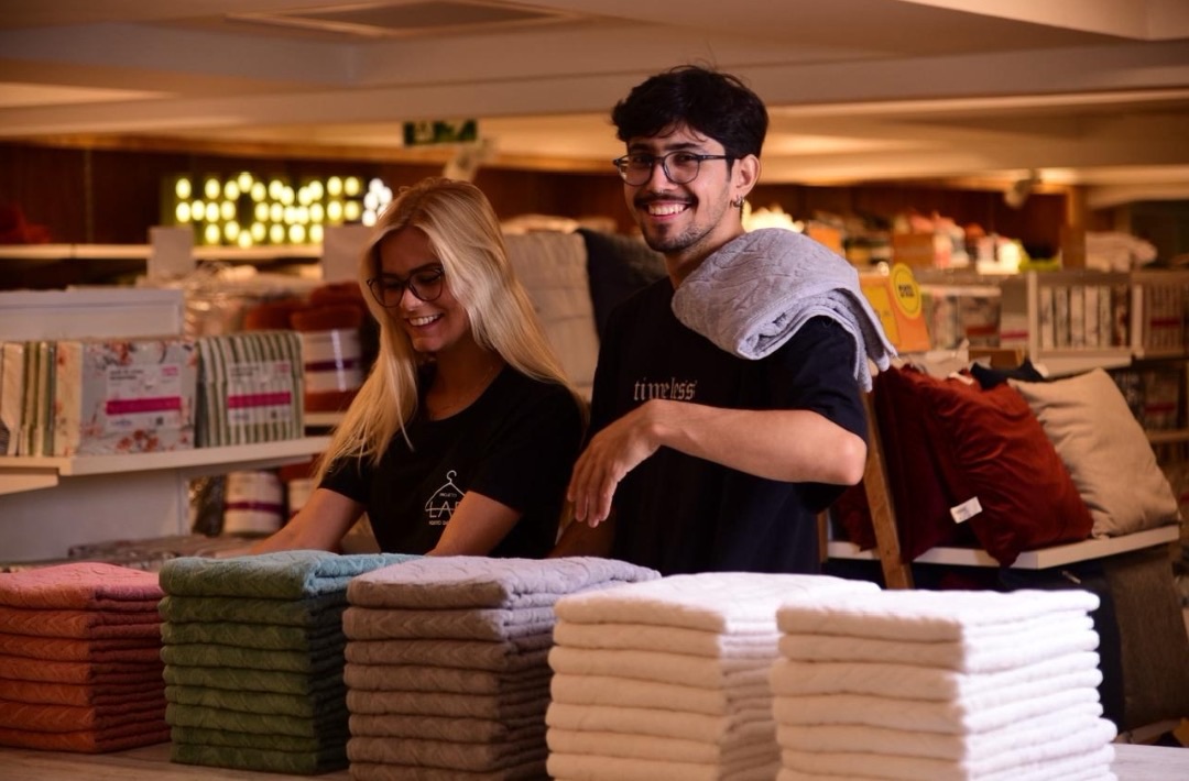 Ponto da Moda se destaca no varejo com projeto que forma novos talentos para o mercado profissional.