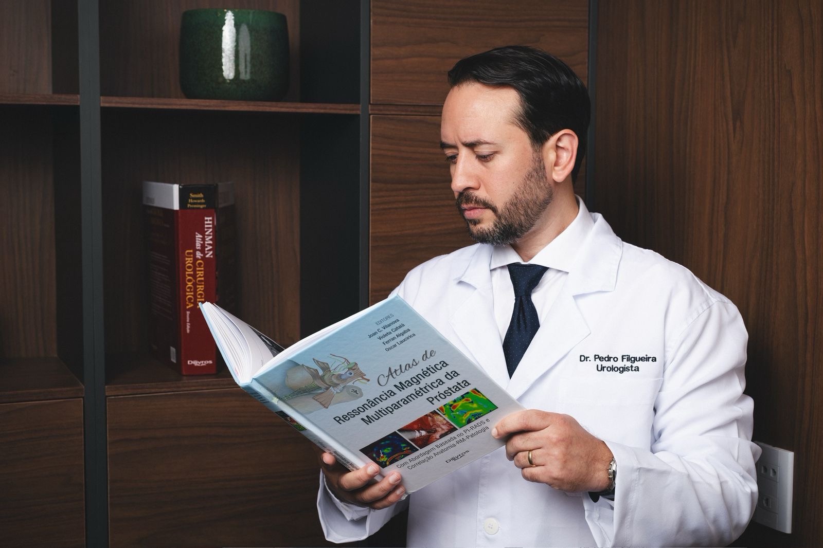 Vasectomia ganha espaço entre homens que buscam planejamento familiar, saúde e qualidade de vida.