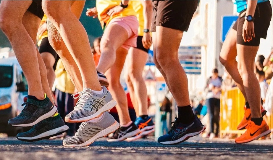 Corrida de rua exige cuidado como escolha do tênis ideal ao tipo de pisada, alerta ortopedista