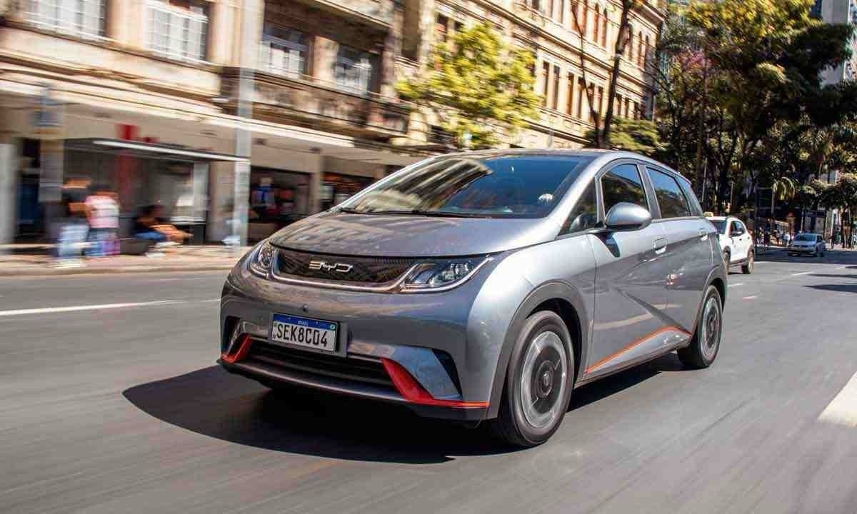 Veículos elétricos geram economia de até R$ 10 mil no primeiro ano de uso