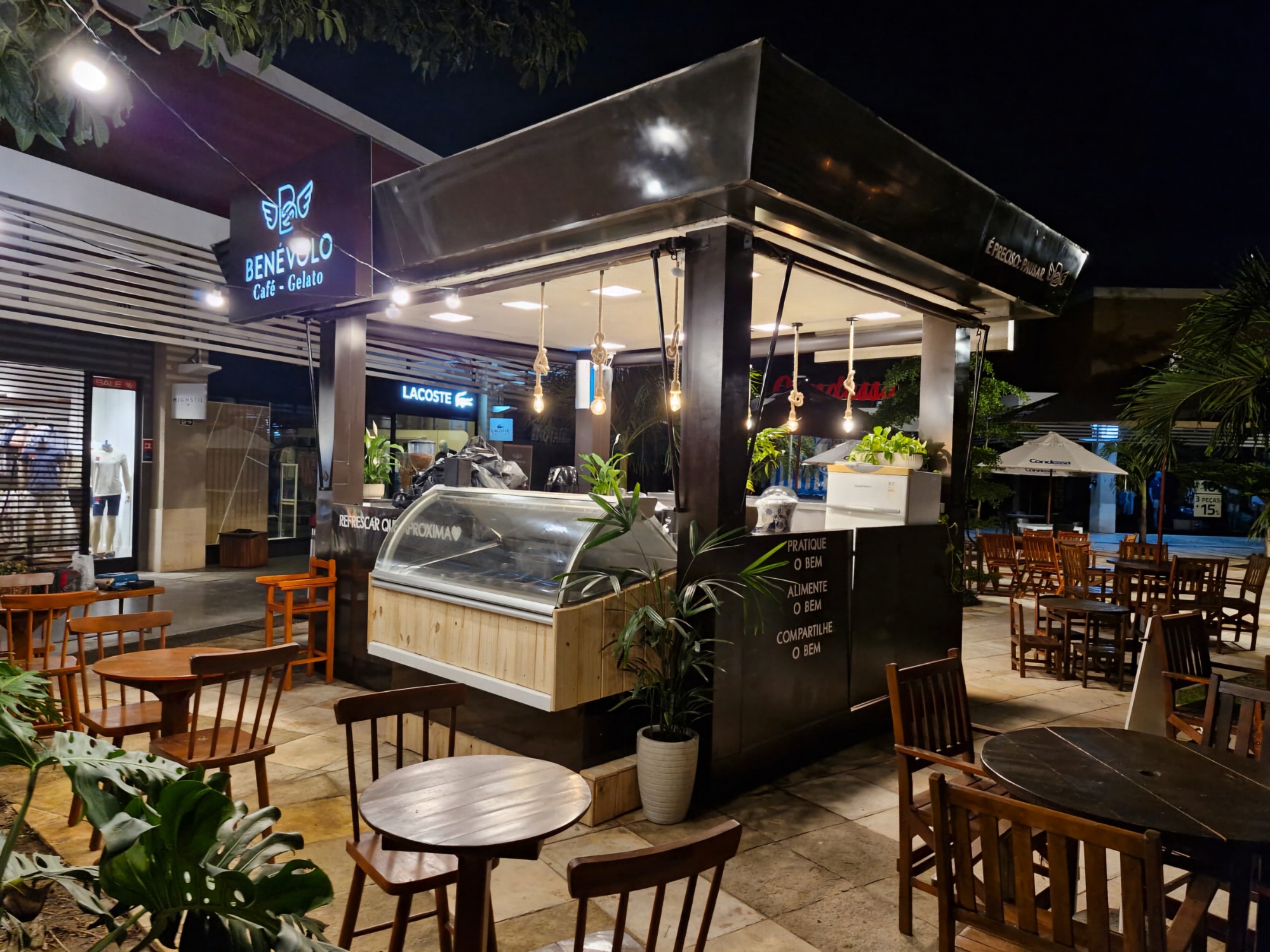 Benévolo Café e Gelato inaugura 13ª loja no Outlet Premium em Caucaia