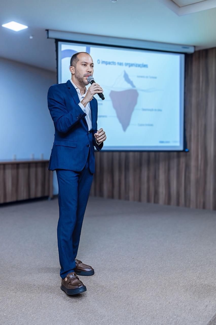 Pedro Junior promove encontro sobre bem-estar corporativo e NR-1 com participação de auditor fiscal do Trabalho