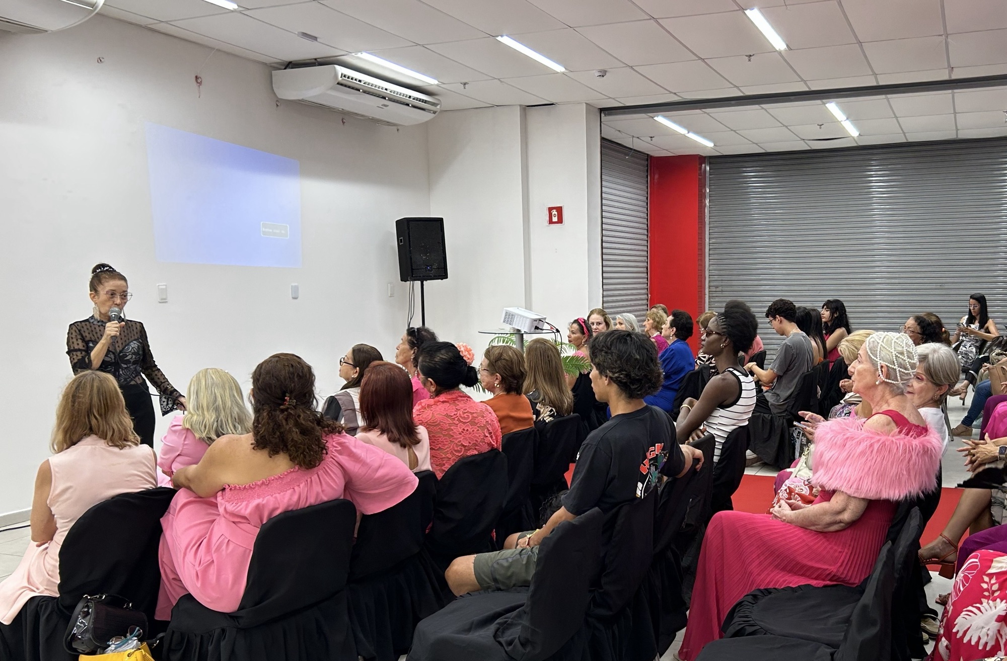 Shopping Benfica promove programação especial pelo Dia da Mulher com serviços gratuitos