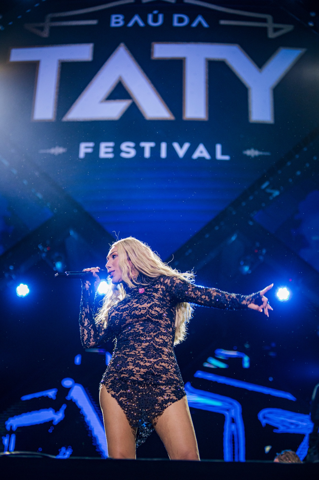 Baú da Taty Girl chega ao Cariri e amplia circuito do forró nostálgico no interior do Ceará