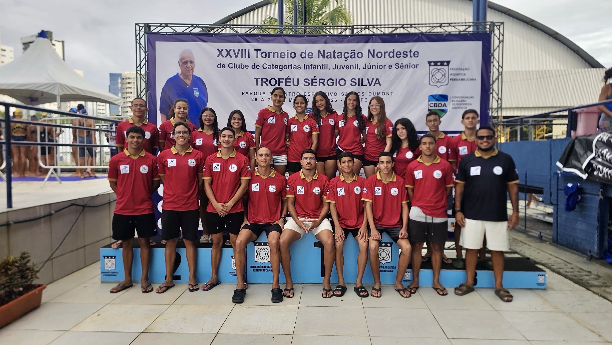 Ideal Clube se destaca no Nordeste e revela talentos promissores na natação