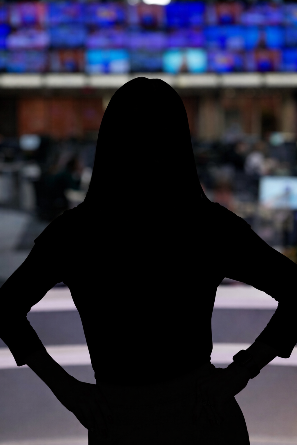 Aos 46 anos, apresentadora famosa revela gravidez após relacionamento recente.