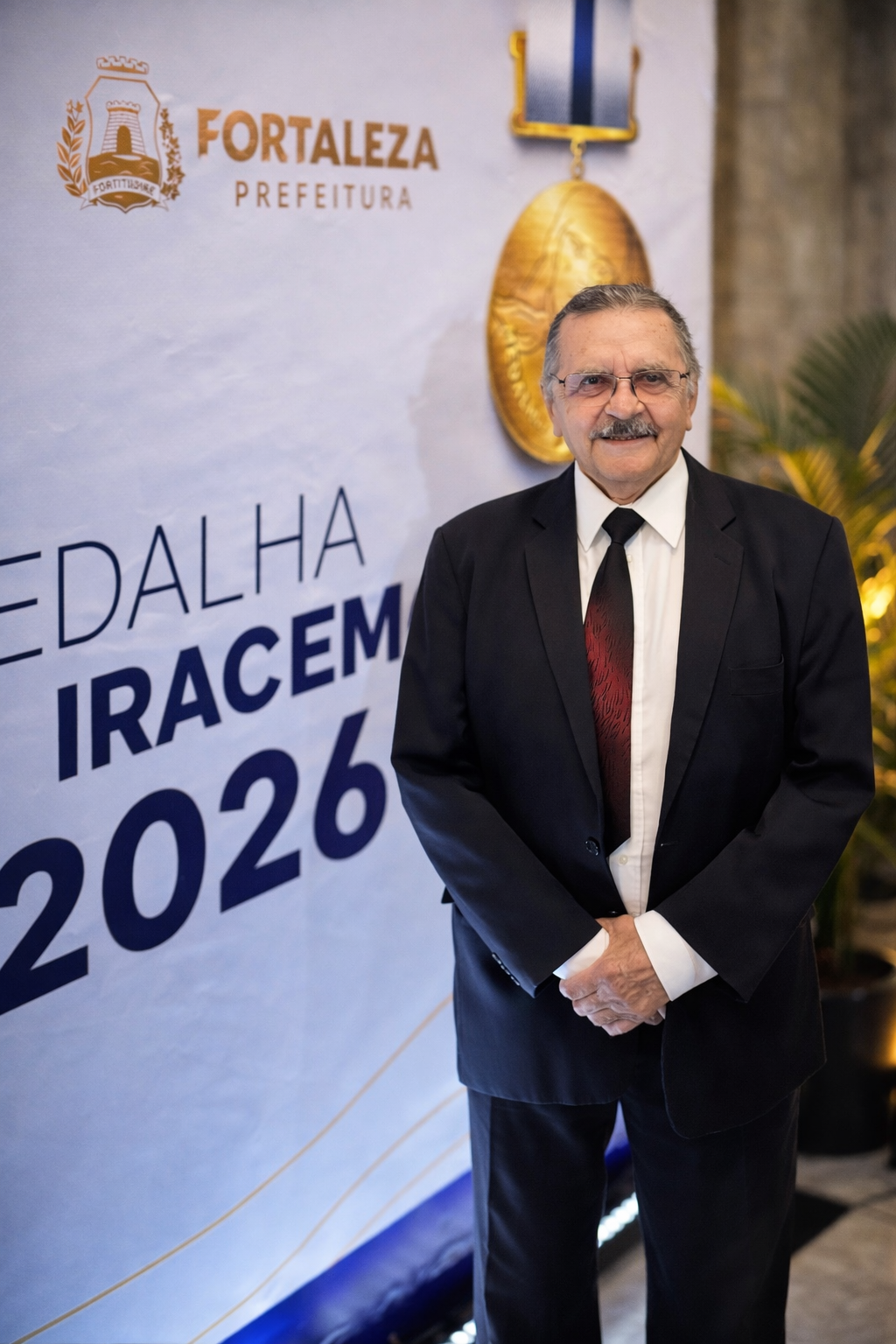 Miguel Ângelo de Azevedo é homenageado na abertura dos 300 anos de Fortaleza