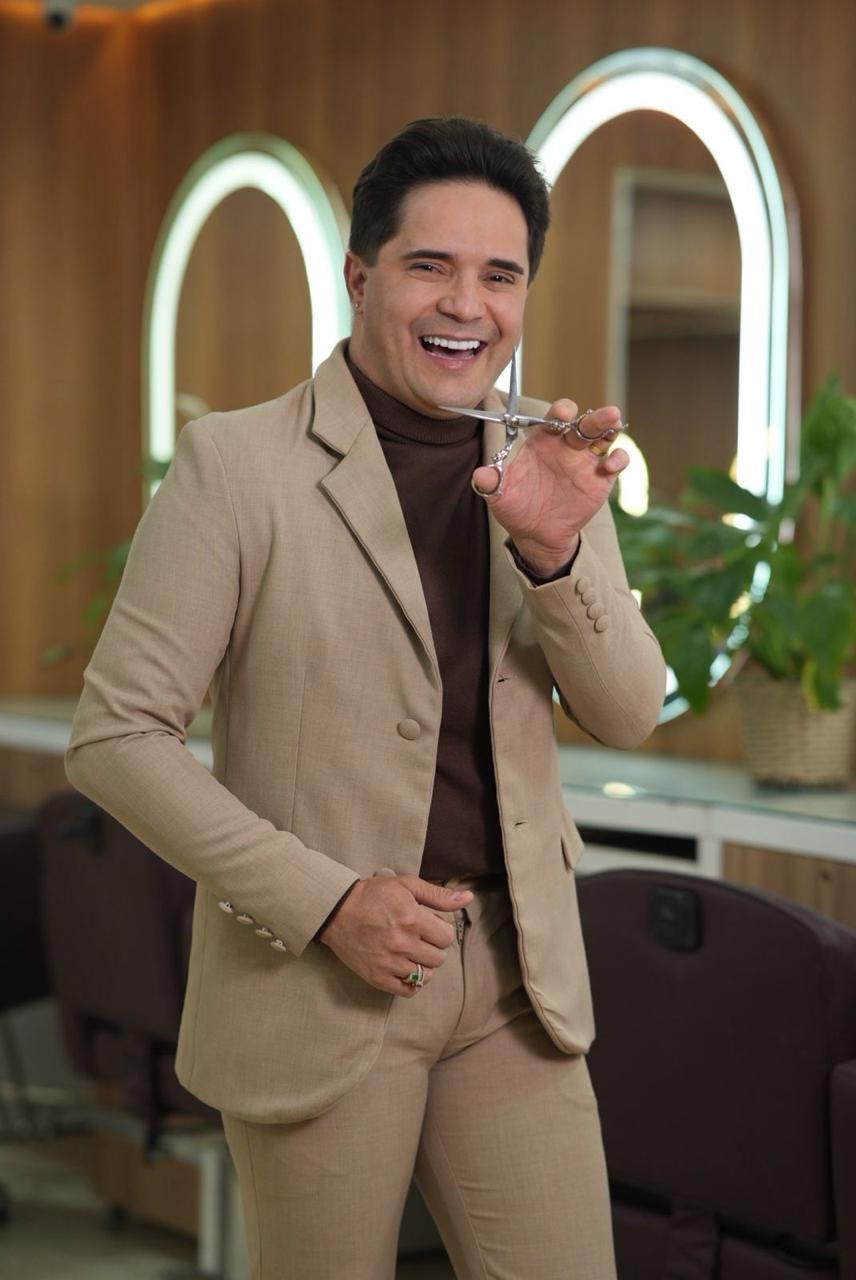 Cabeleireiro Jô Rabelo será homenageado em solenidade na Câmara Municipal de Fortaleza