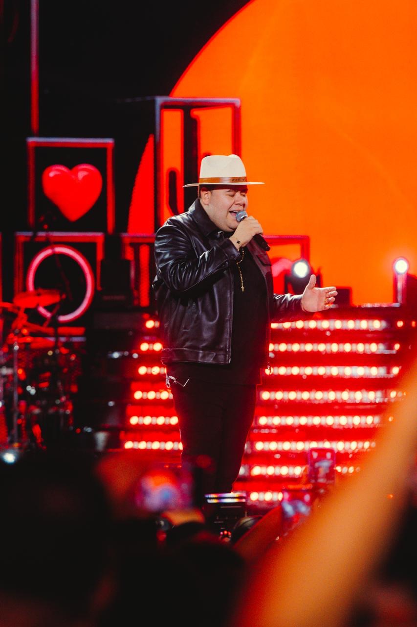 Rey Vaqueiro grava DVD com ingressos esgotados e reúne estrelas do forró em Recife