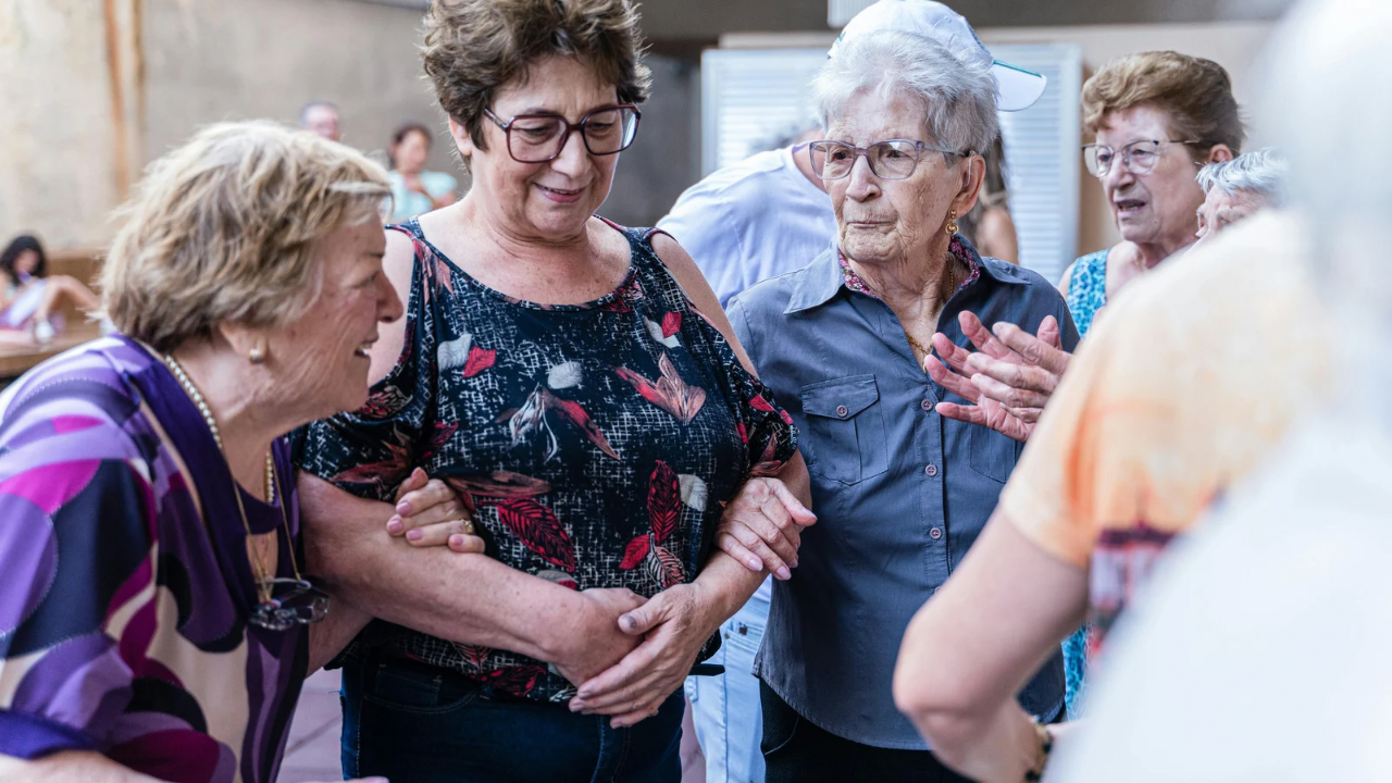 Pagamento antecipado? INSS ainda não confirma 13º salário e expectativa cresce entre beneficiários